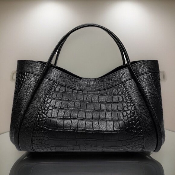Luxury Crocodile Pattern Leather Handbag – Super Large Capacity & Elegant Design - Picture 1 of 9